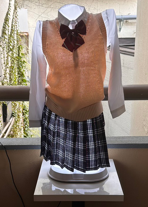 制服茶色